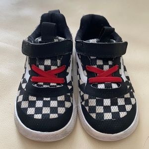 Toddler Vans UltraRange size 8